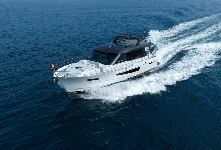 FIRST LOOK: Inside New Sporty CL Yachts CLB65 SUV Motor Yacht 