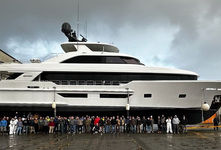 First Westport 117 Yacht PRICELESS Launched for Sea Trials