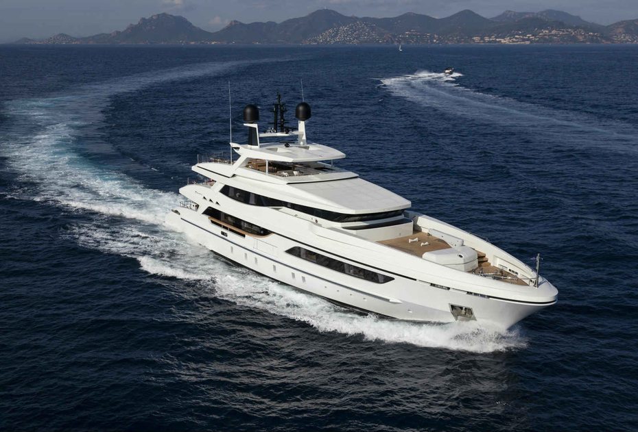 10 Standout Yachts That Hit the Market This Week