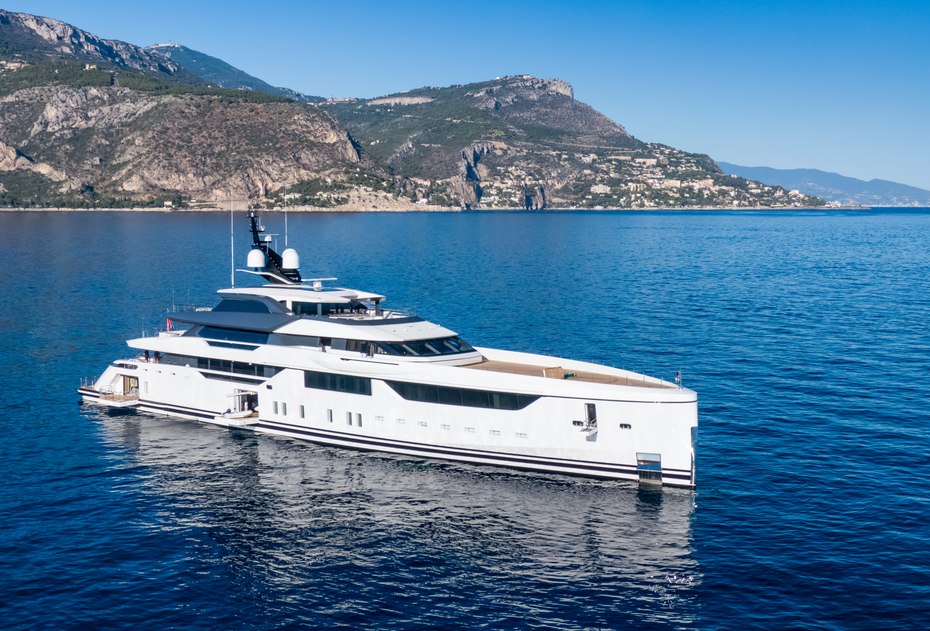 Golden Yachts' MALIA Takes Top Spot as Best in Motor 1,500+ GT at 2024 ISS Awards