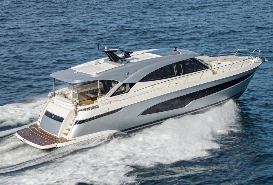 21m Riviera 6200 Sport Yacht Platinum Edition to Make US Debut at FLIBS 2026