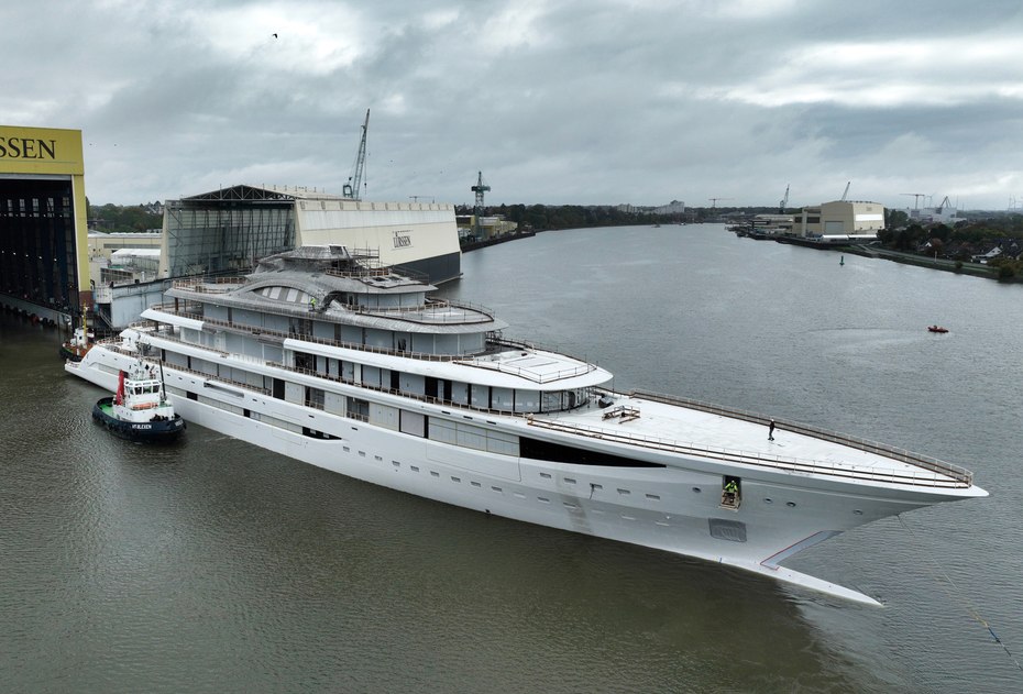 First Look: 146m Superyacht PROJECT DEFY by Lürssen Emerges for the First Time