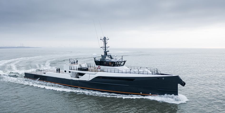 Kyogre yacht