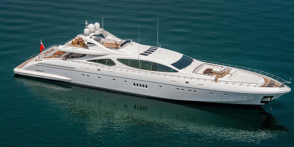 Bash IV yacht