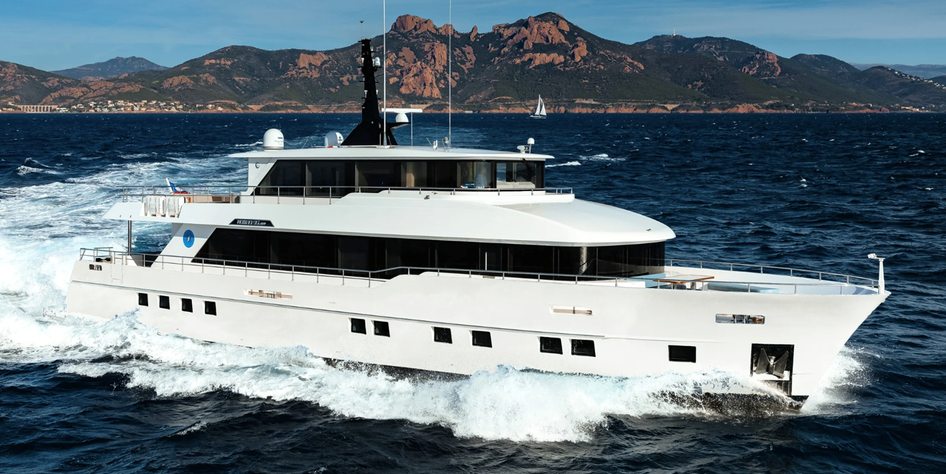Heiti yacht