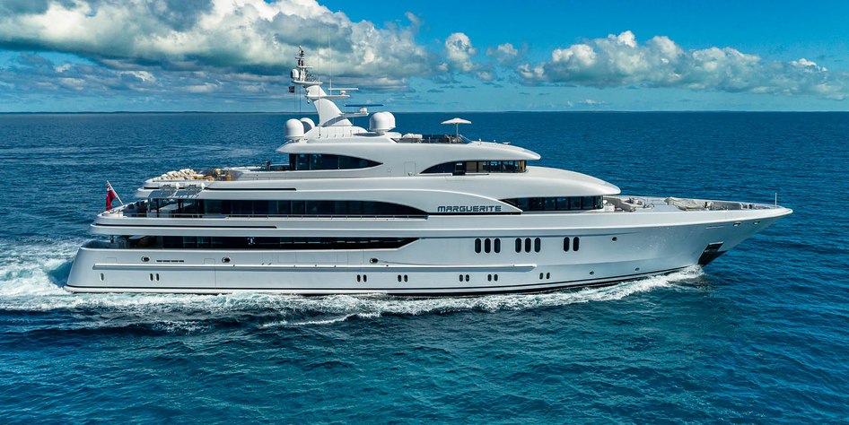 Lunaris yacht