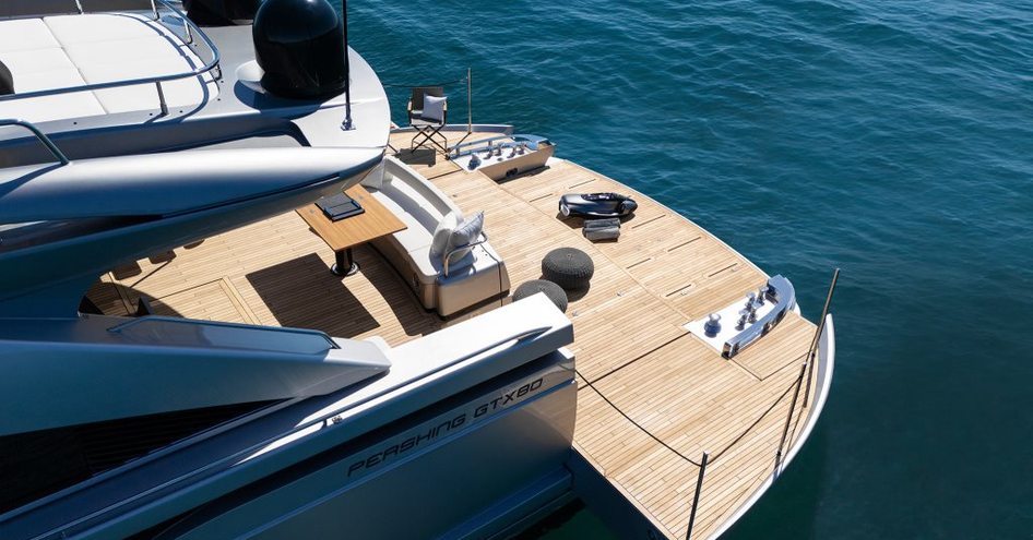 Pershing-GTX80-aft-deck-opening-balconies