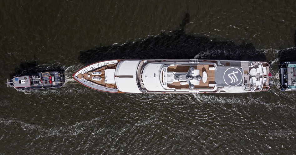 FEadship superyacht AMARA viewed from above