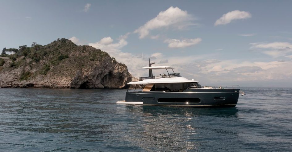 Azimut Magellano 60