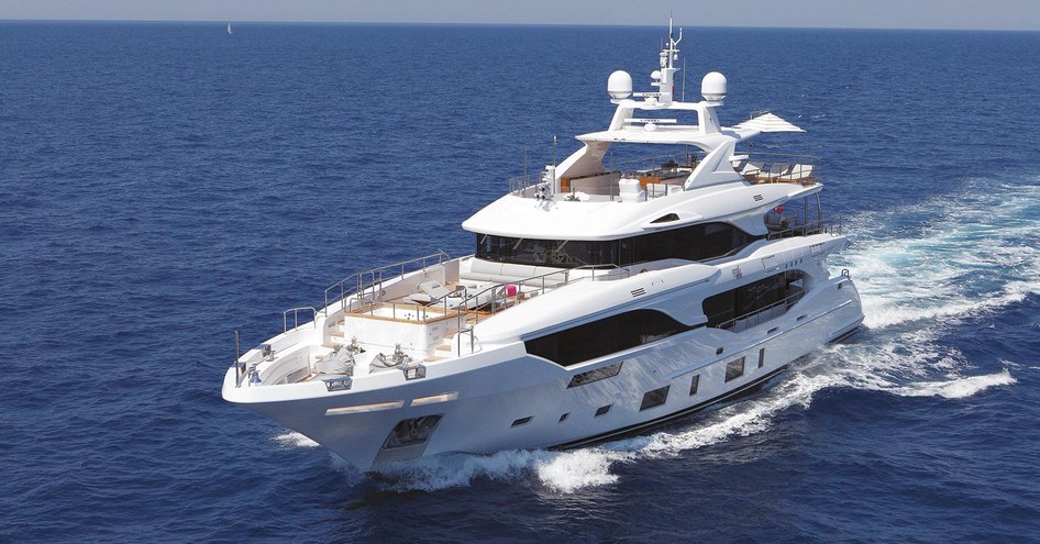 Motor yacht OLI on water