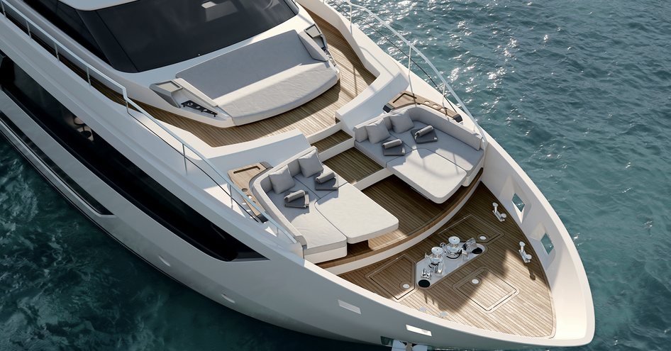 The Project 1000 has three sunpads close together forward of the wheelhouse.