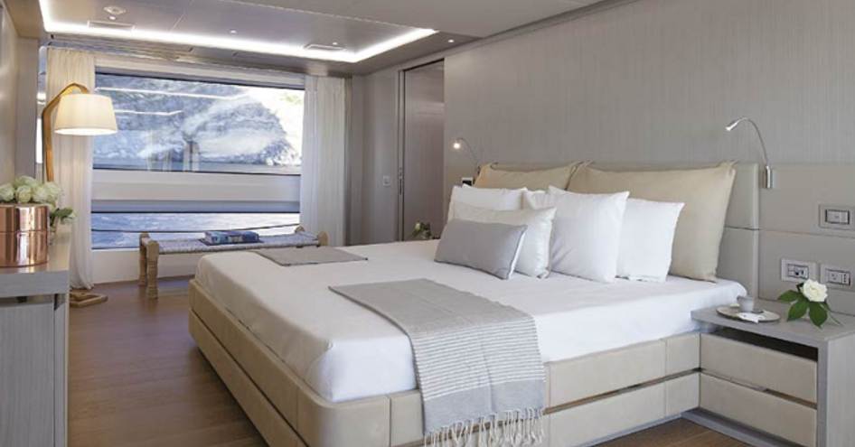 A guest cabin on board the Benetti Mediterraneo 116