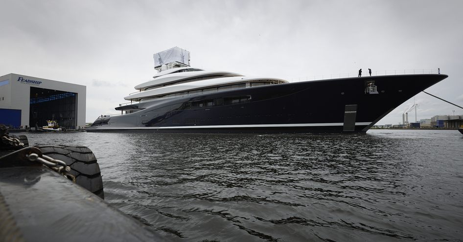 Feadship PROJECT 821