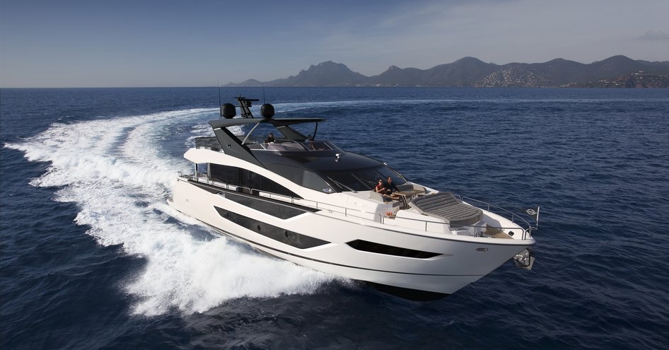 Sunseeker 88 Yacht on water