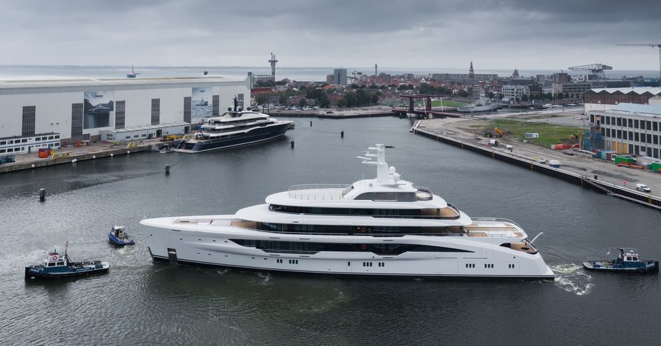 Superyacht GALINNA on water outside outfitting facilities