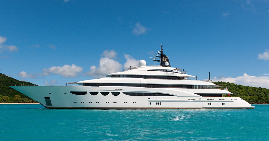 Superyacht QUATTROELLE on the water