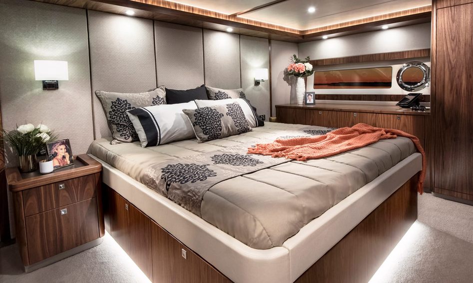 Riviera 68 Sports Motor Yacht Mk1, Accommodation