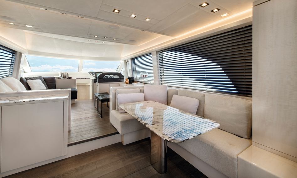 Monte Carlo Yachts MCY 66, Interior