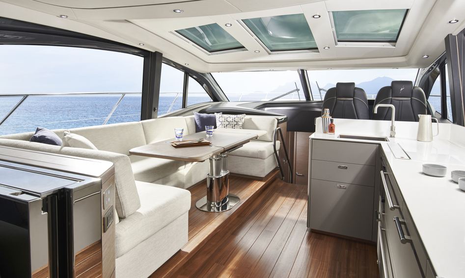 Princess V55 Gen 2, Interior