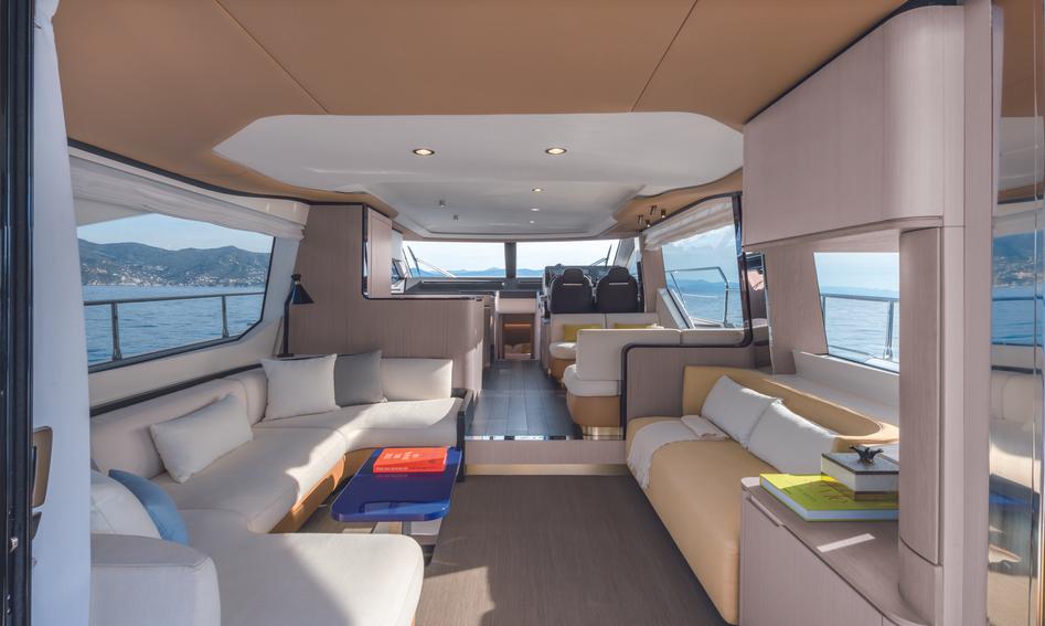 Azimut Fly 60 Gen 2, Interior