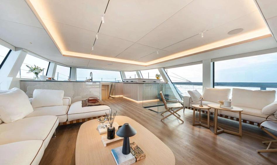 Sunreef Ultima 88, Interior