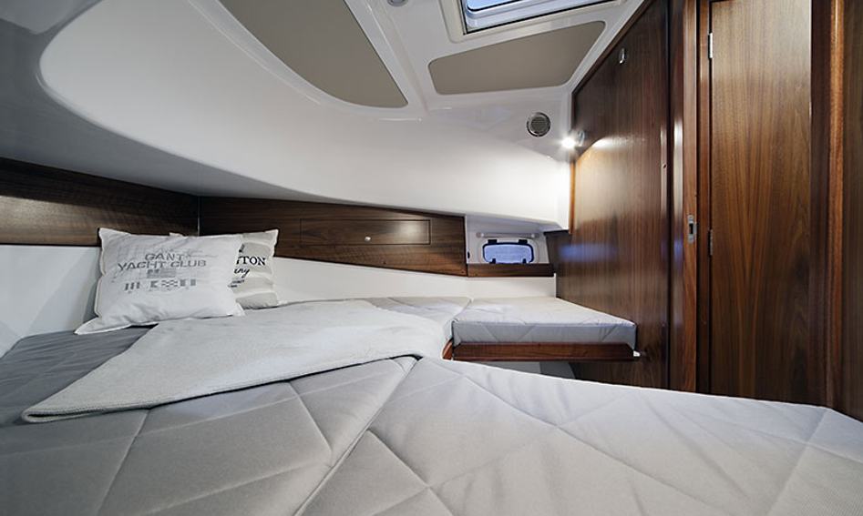 Sargo 31 Explorer, Accommodation