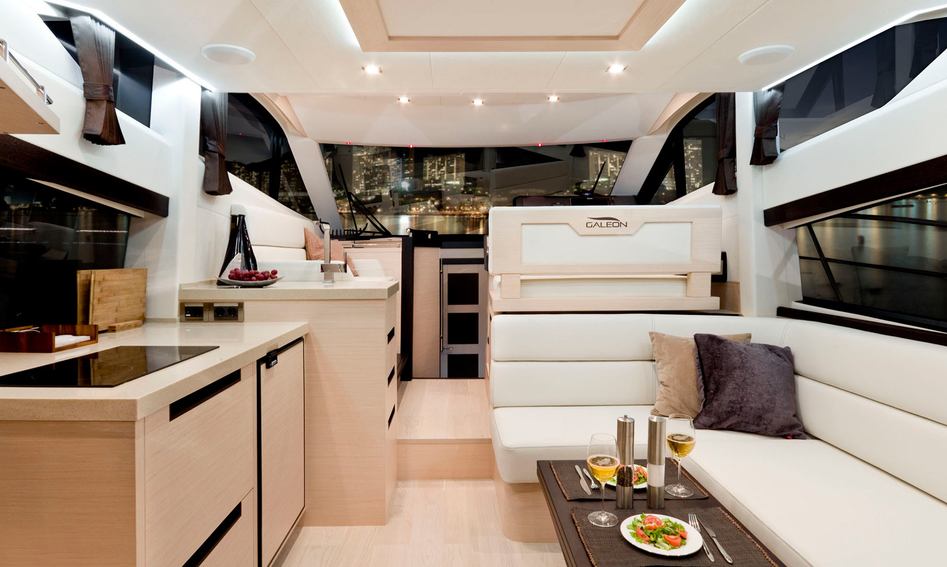 Galeon 420 Fly, Interior