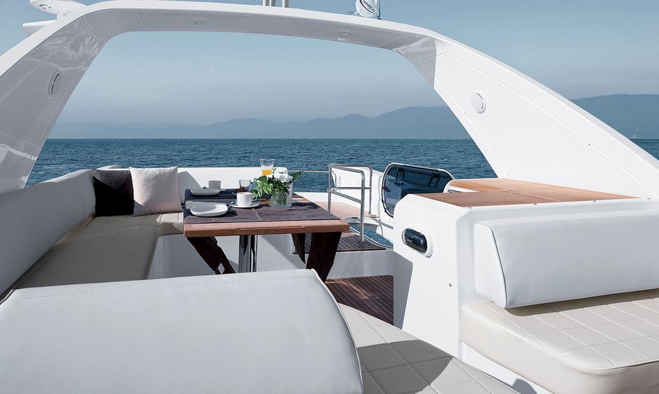 Azimut 60 Gen 1, Fly Deck/Sportdeck