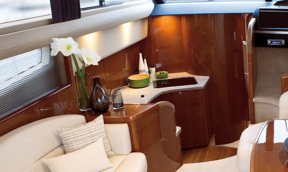 Princess 42 Mk1, Interior