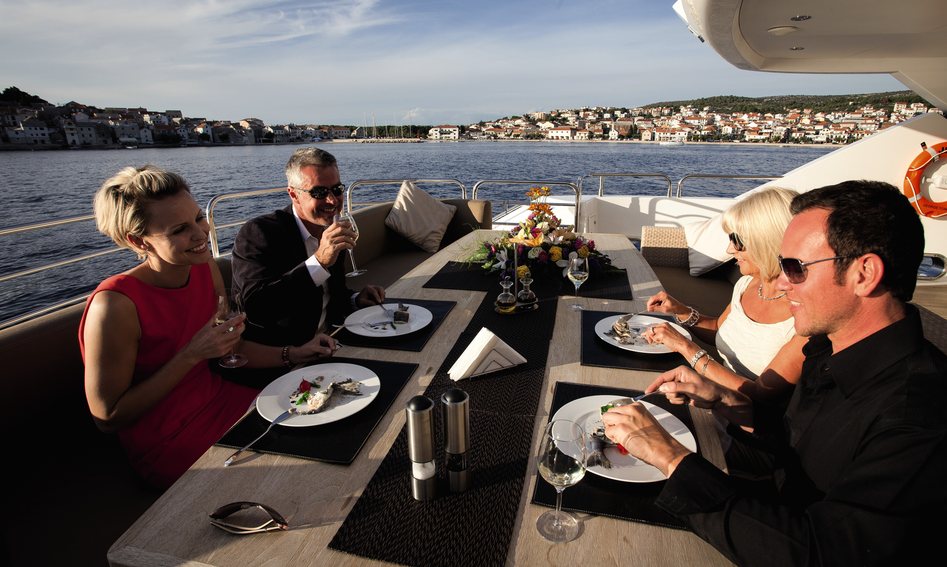 Sunseeker 40 Metre Yacht, Deck Area