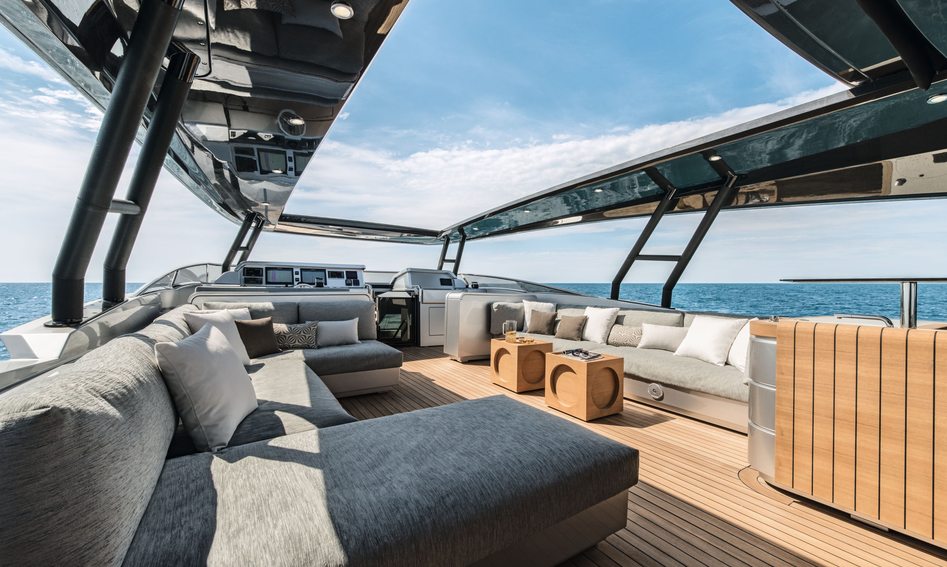 Monte Carlo Yachts MCY 105, Fly Deck/Sportdeck