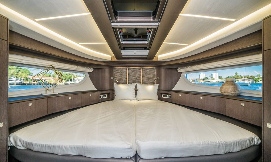 Galeon 400 Fly Gen 2, Accommodation