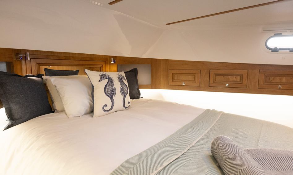 Cockwells Duchy 35 , Accommodation