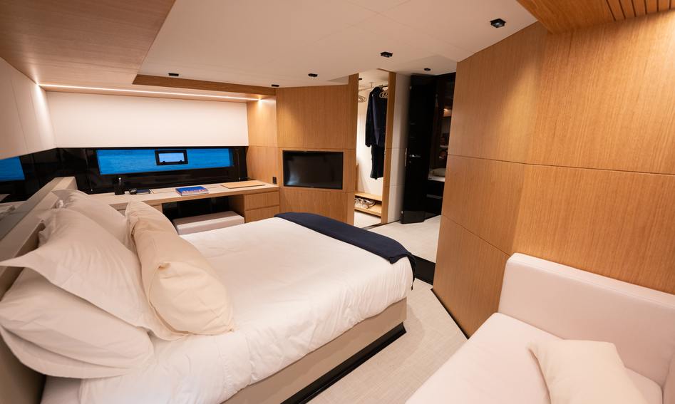 De Antonio D60 , Accommodation