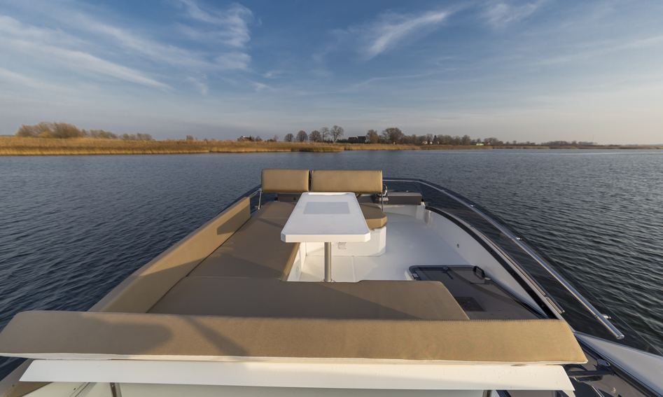 Galeon 360 Fly, Fly Deck/Sportdeck