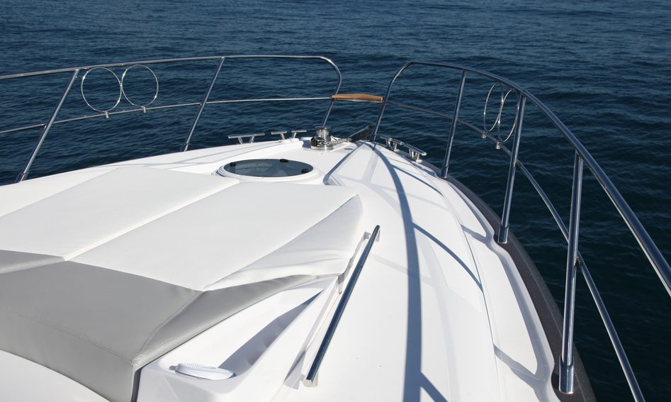 Sessa Marine C44 Gen 2, Deck Area