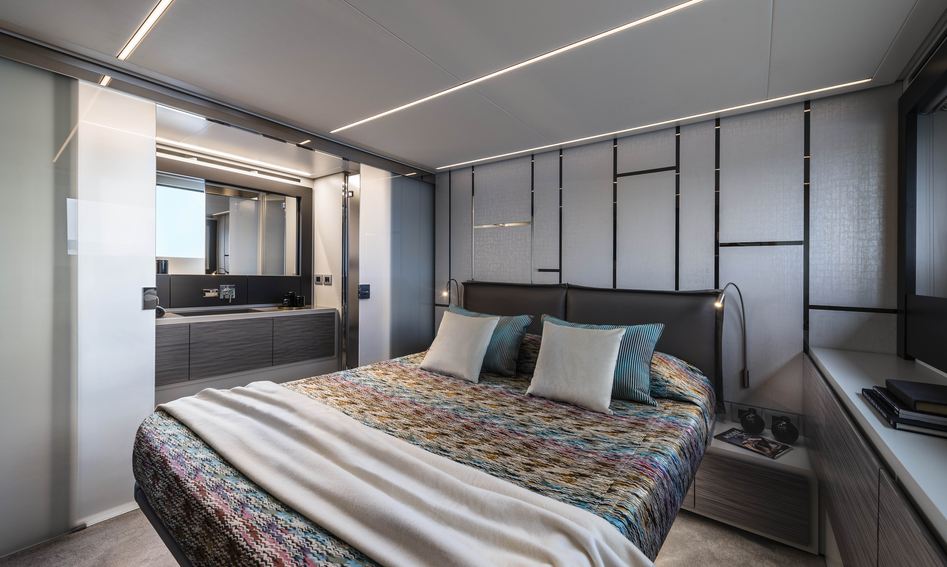 Pershing 6X, Accommodation