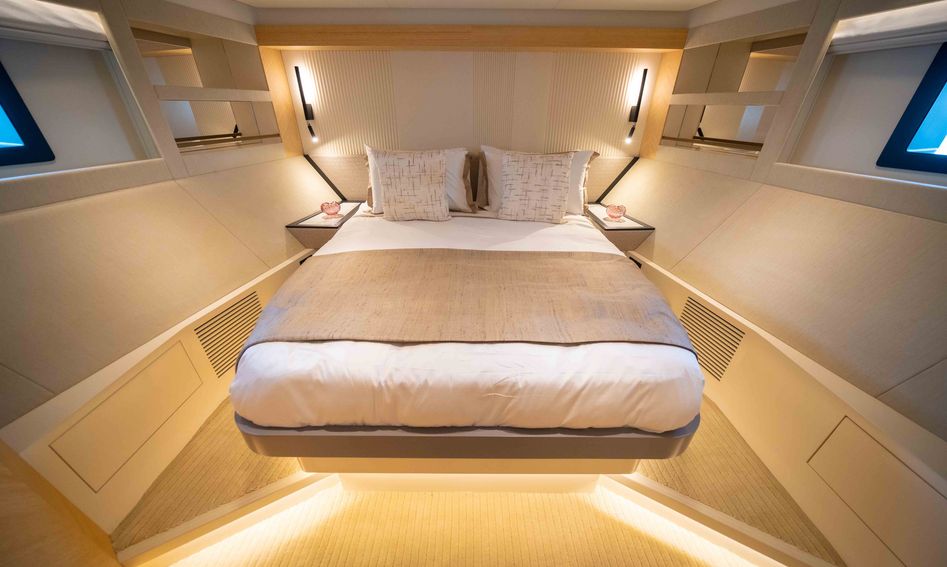 Gulf Craft Nomad 101, Accommodation