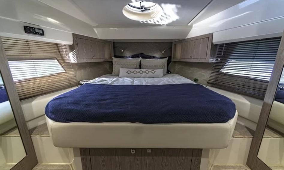 Sessa Marine F48, Accommodation