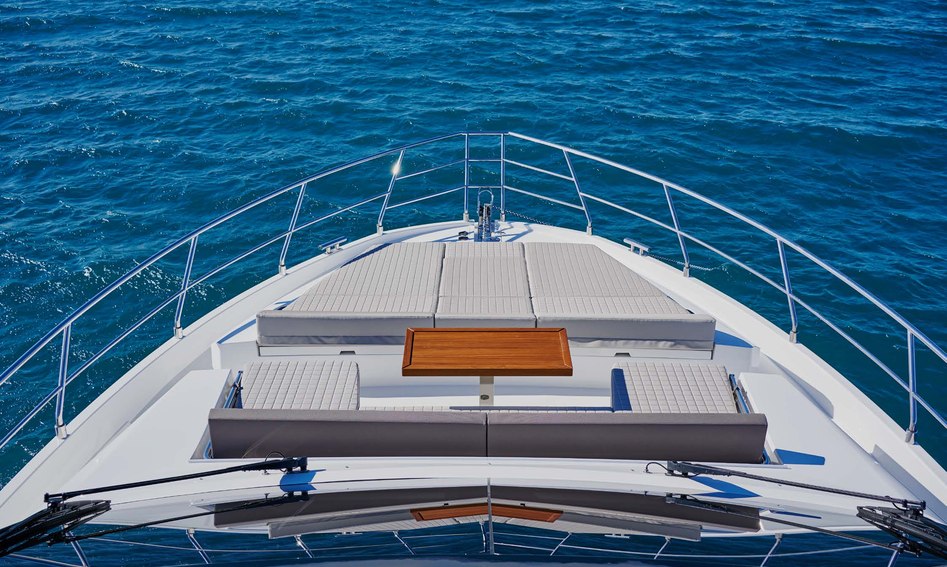 Astondoa 66 Flybridge Gen 2, Deck Area