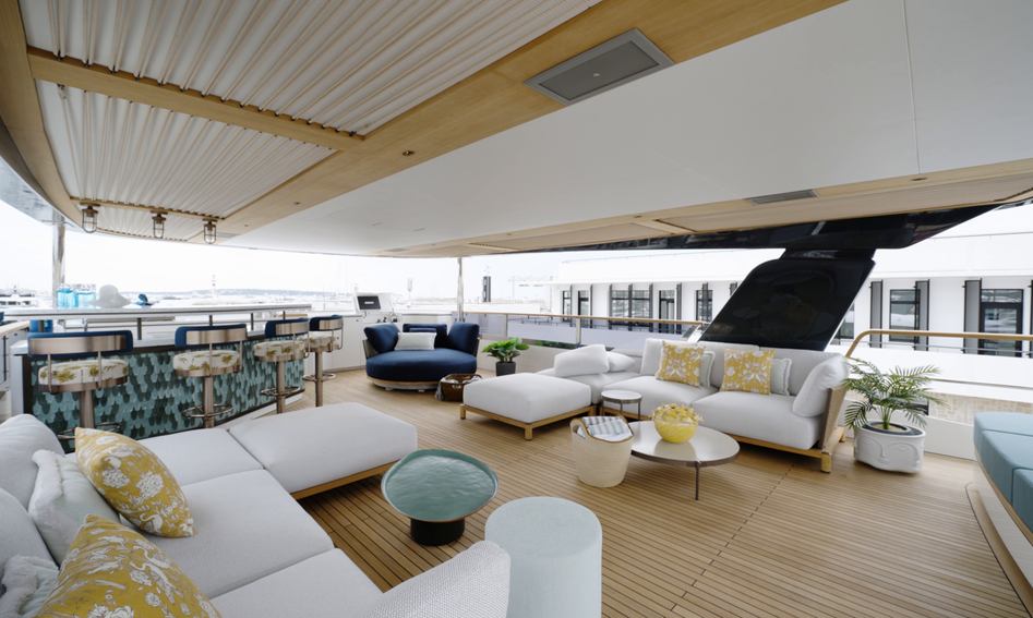 Sirena 118, Fly Deck/Sportdeck