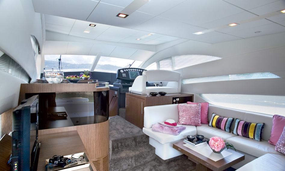 Rodman Muse 50, Interior