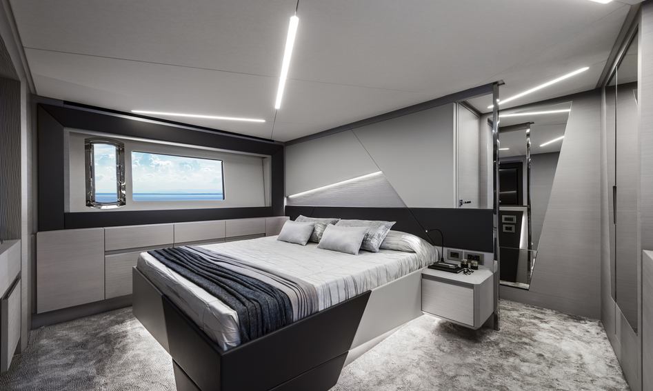 Pershing 7X, Accommodation