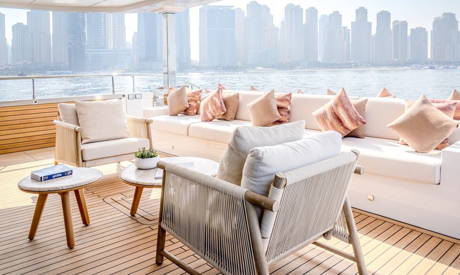 Gulf Craft Majesty 100 Terrace , Deck Area