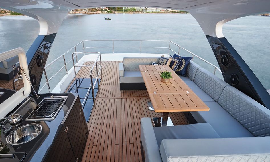 Schaefer Yachts Schaefer 660, Fly Deck/Sportdeck