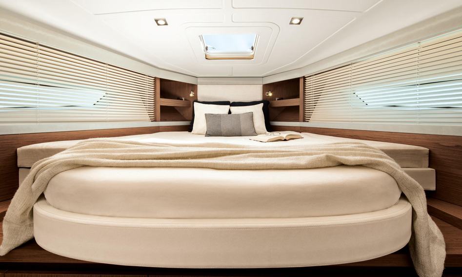 Beneteau Gran Turismo 40, Accommodation