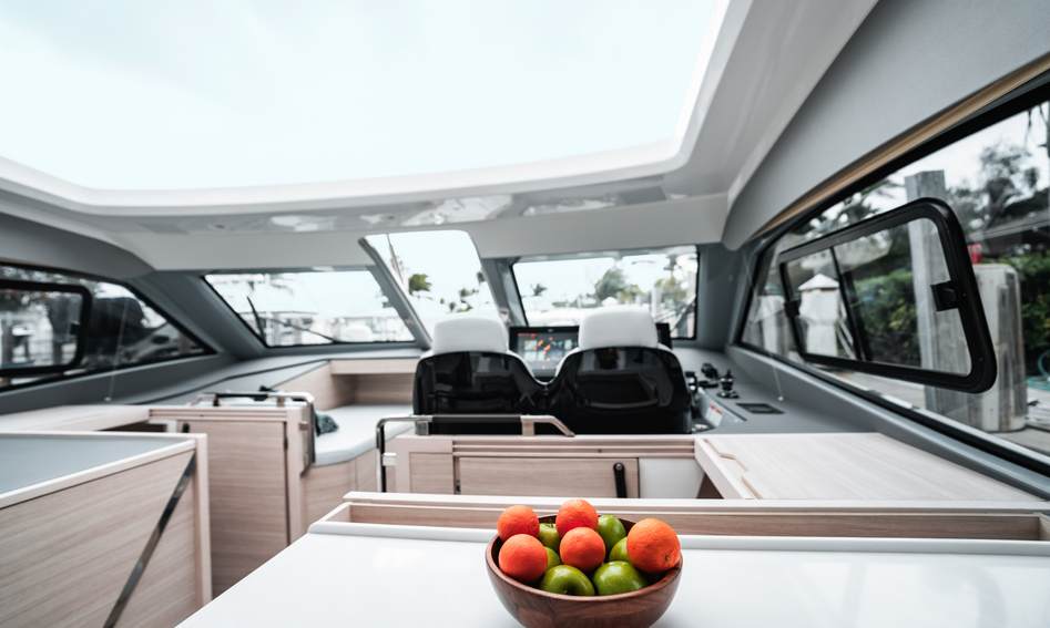 Aquila 42 Coupé, Interior