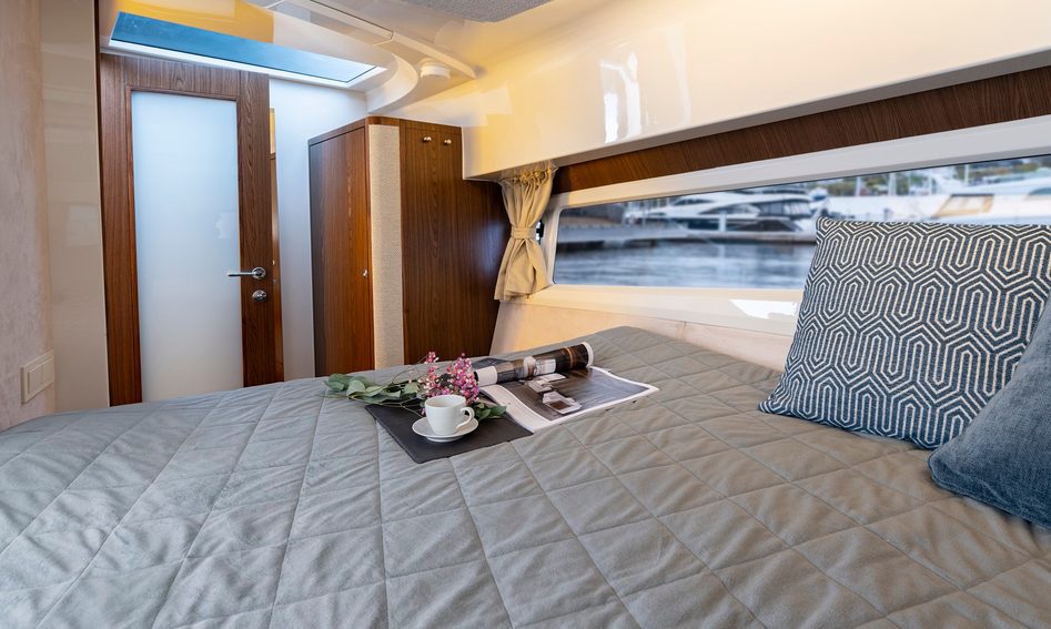 Marex 330 Scandinavia, Accommodation