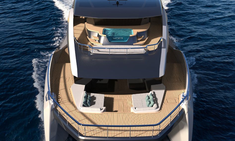 Wider WiderCat 92, Deck Area