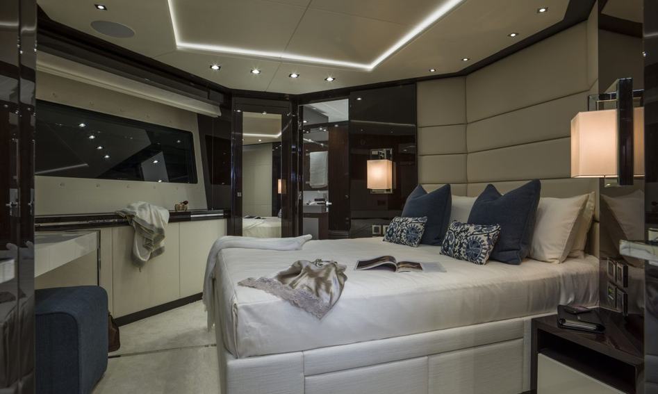 Sunseeker 116 Yacht, Accommodation